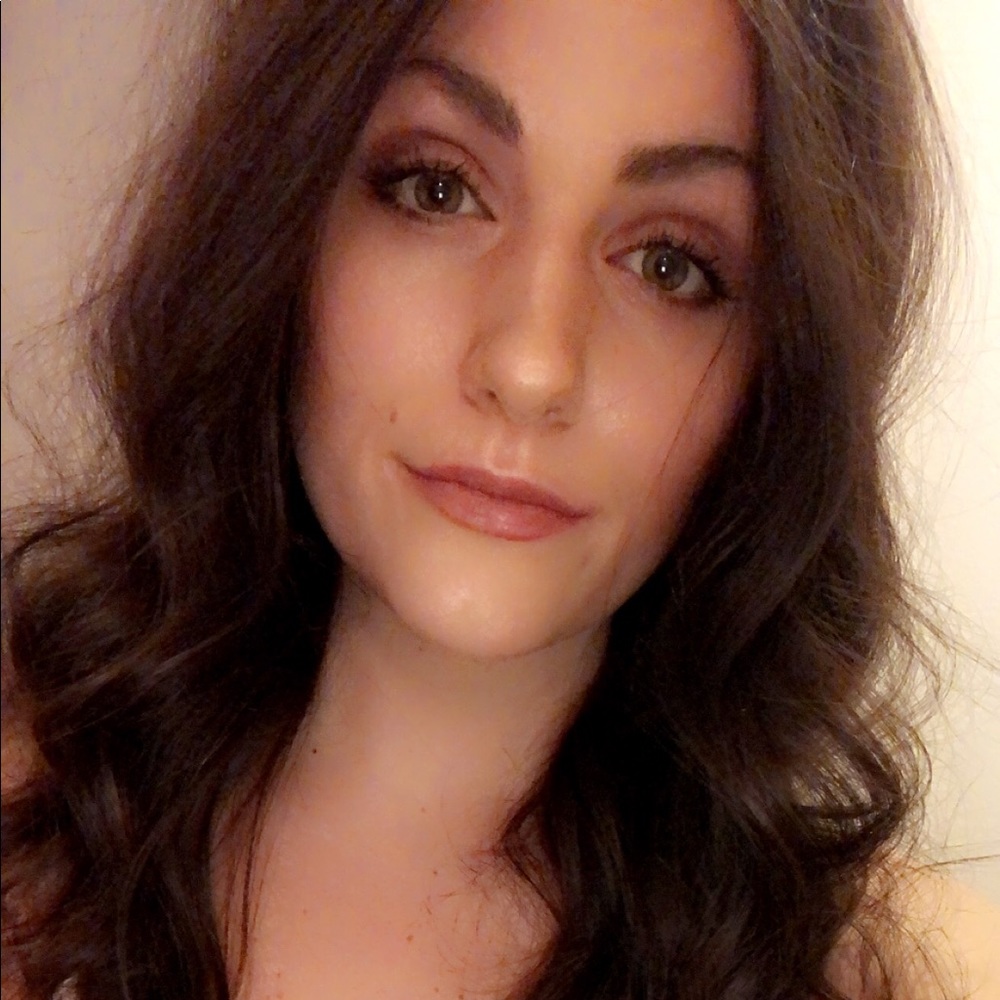 Meet your Posher, Amber